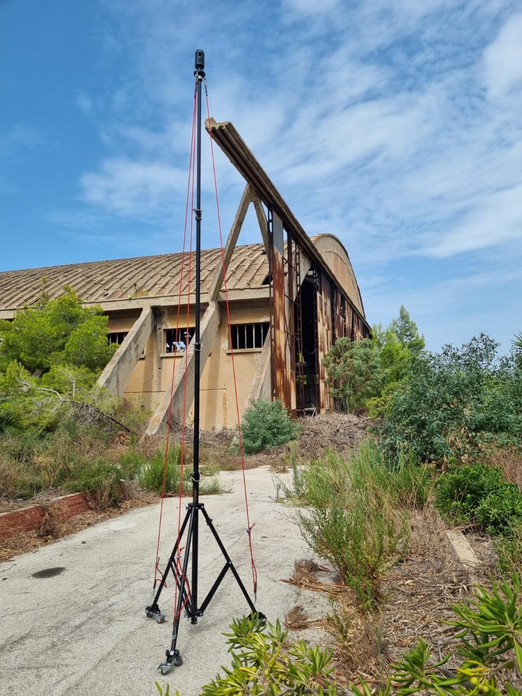 Scanner su asta telescopica per rilievo dall'alto